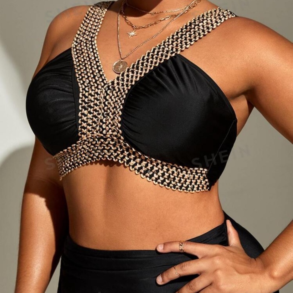 Black bikini top